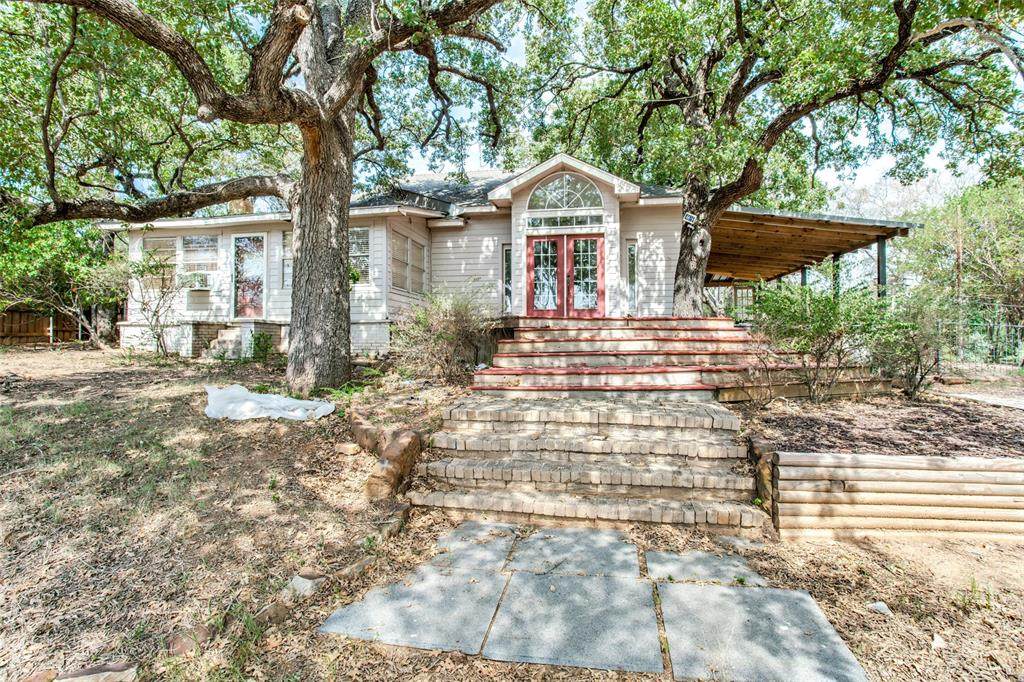 1421 Shady Rest Lane - Photo 1