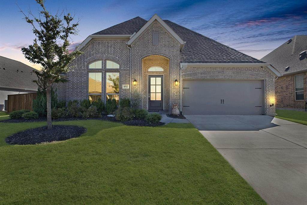 4312 Heavenly Lane - Photo 1
