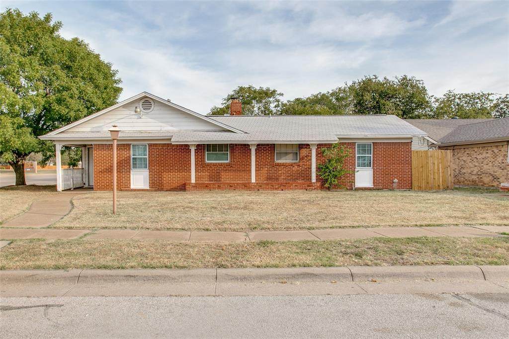 501 Mustang Street - Photo 1