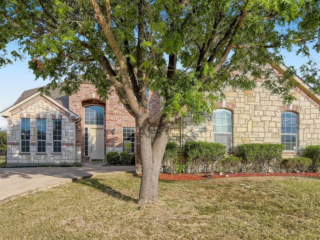 10401 Fairway Vista Drive - Photo 1