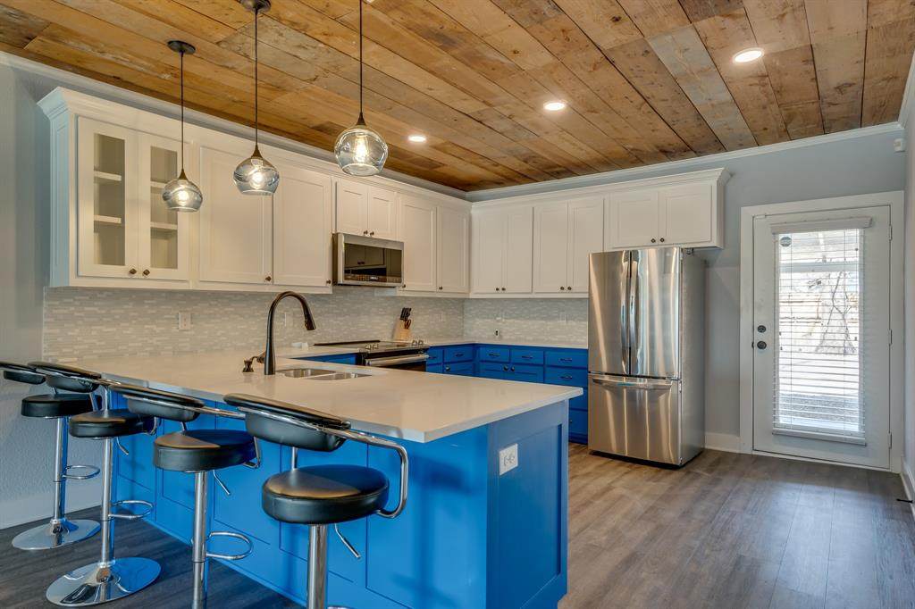 1100 Beacon Street - Photo 1