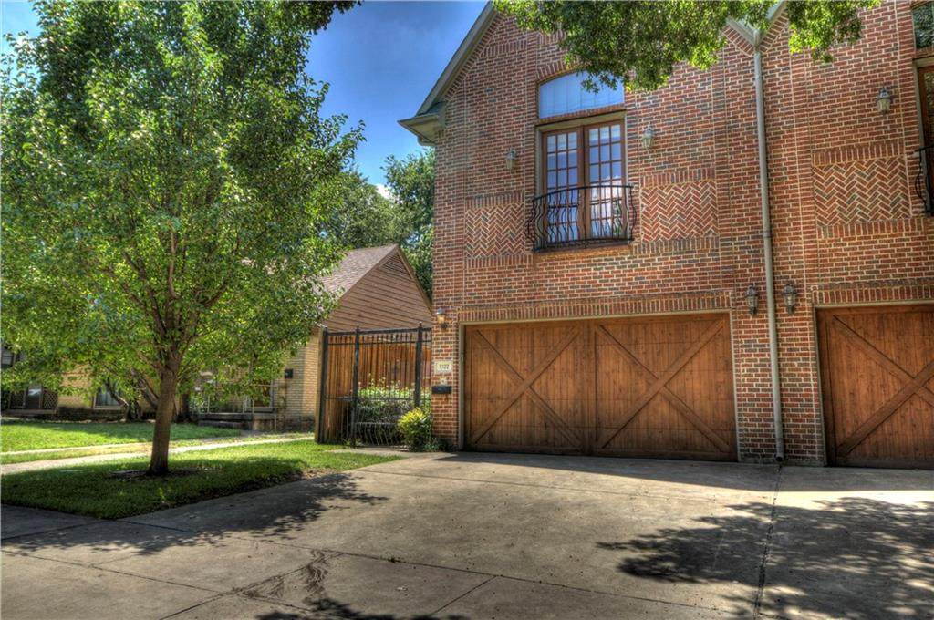 5322 Longview Street - Photo 1