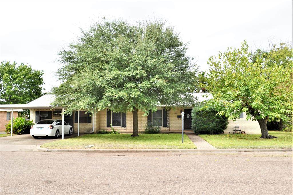 1103 3A Street - Photo 1