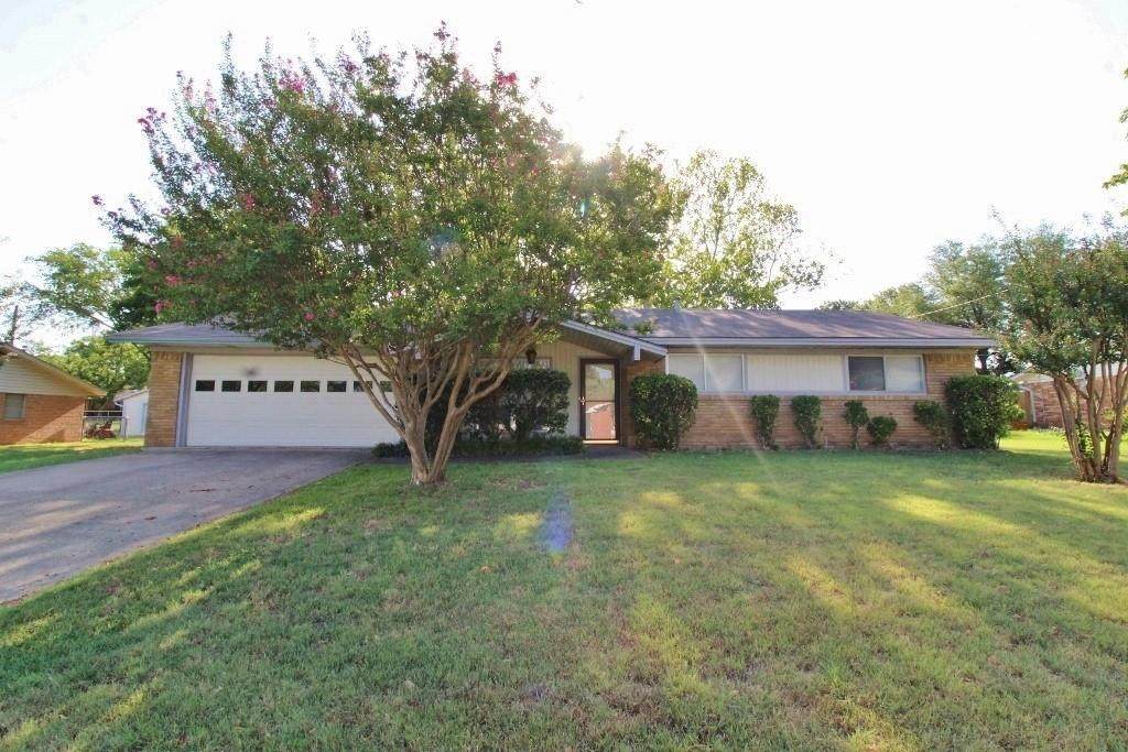 1420 Hillside Drive - Photo 1