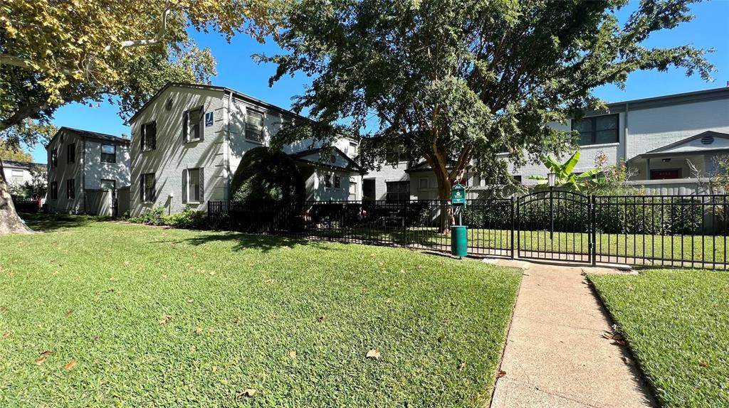 4940 Lahoma Street - Photo 1
