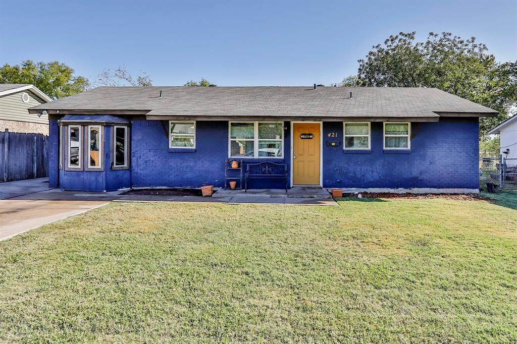 421 Globe Avenue - Photo 1