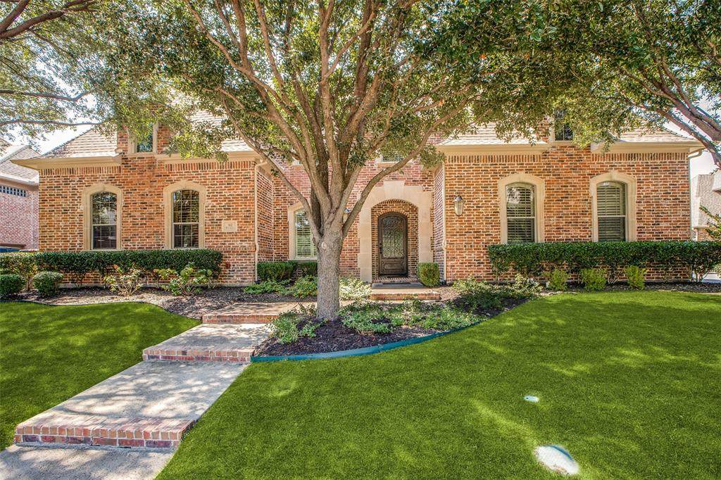 312 Riviera Drive - Photo 1