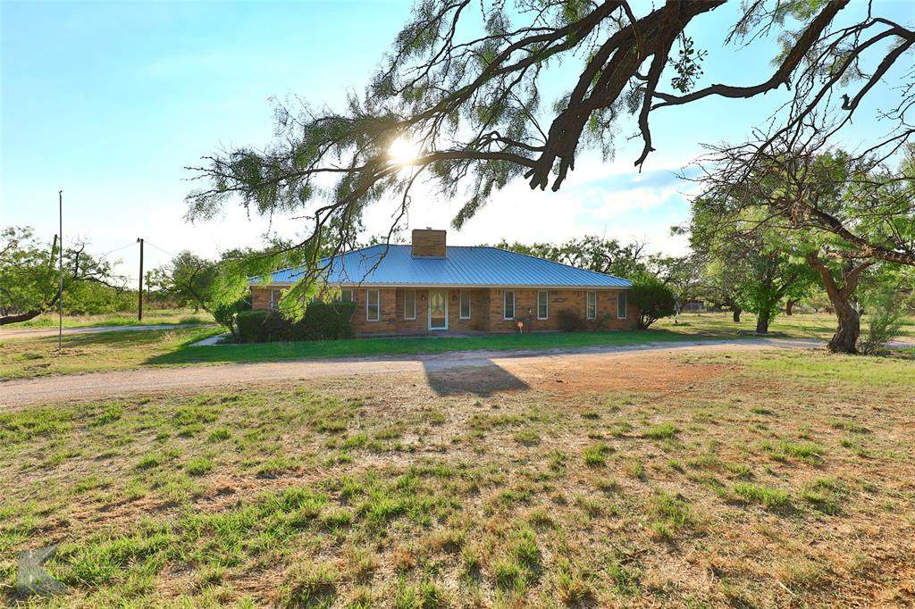 331 Hwy 83-84 - Photo 1