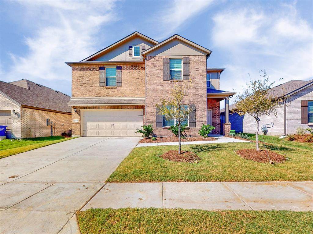 5560 Agalinis Avenue - Photo 1