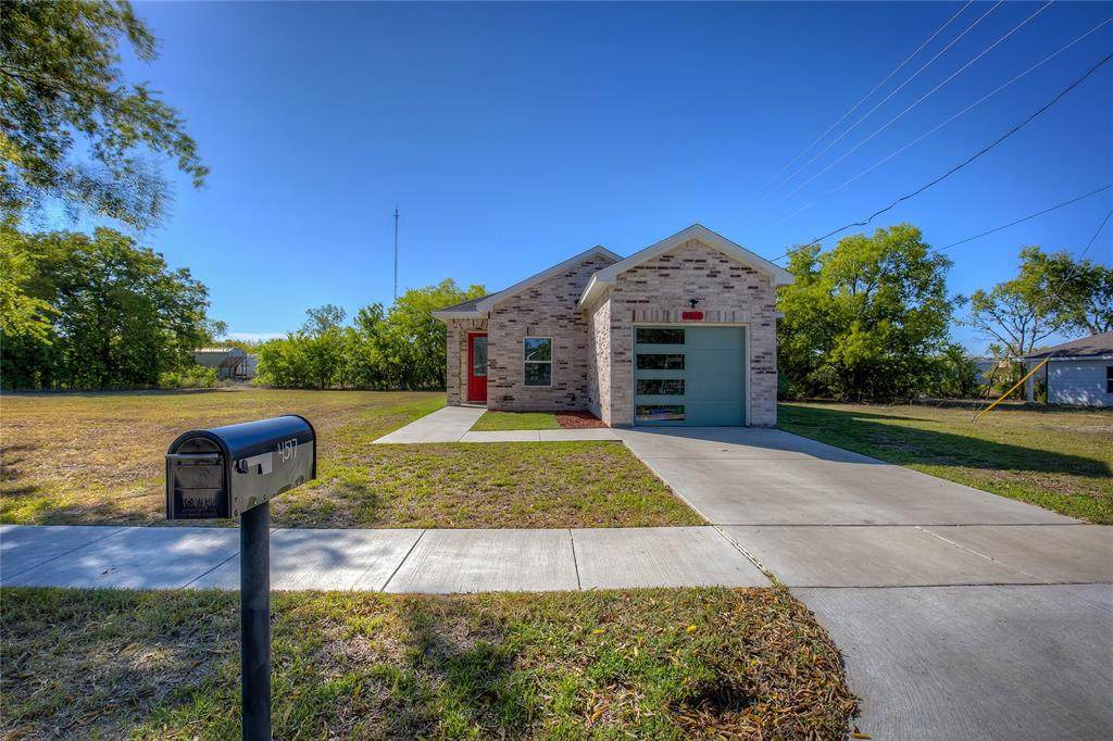 4517 Spencer Street - Photo 1
