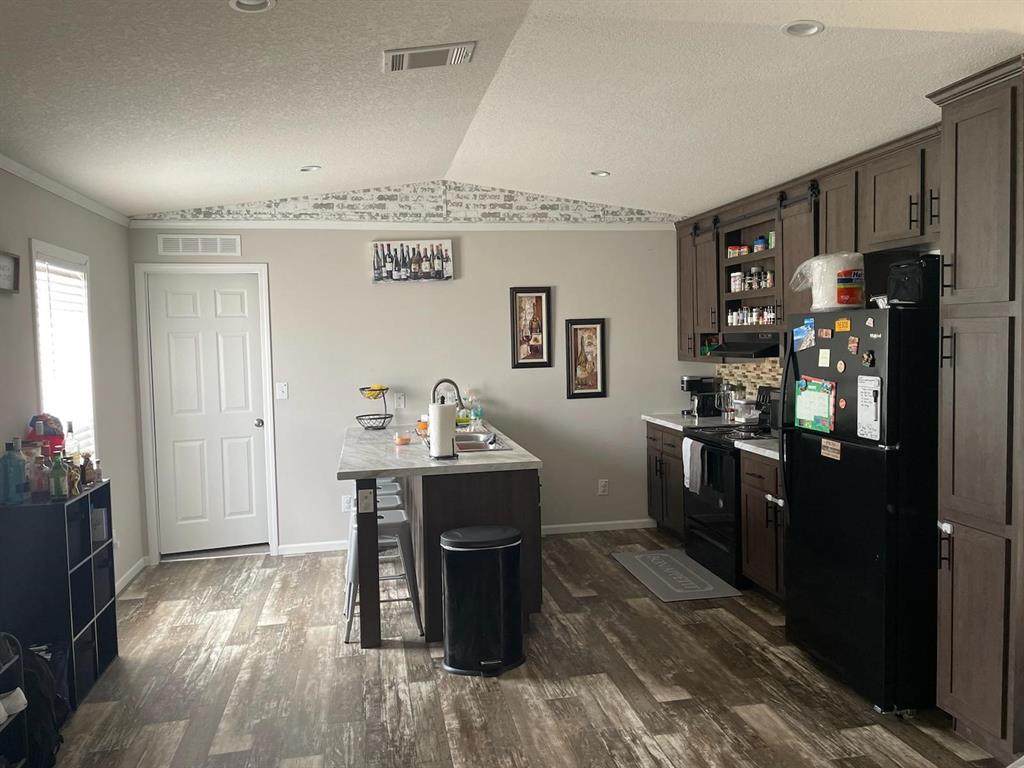 450 Benjamin - Photo 1
