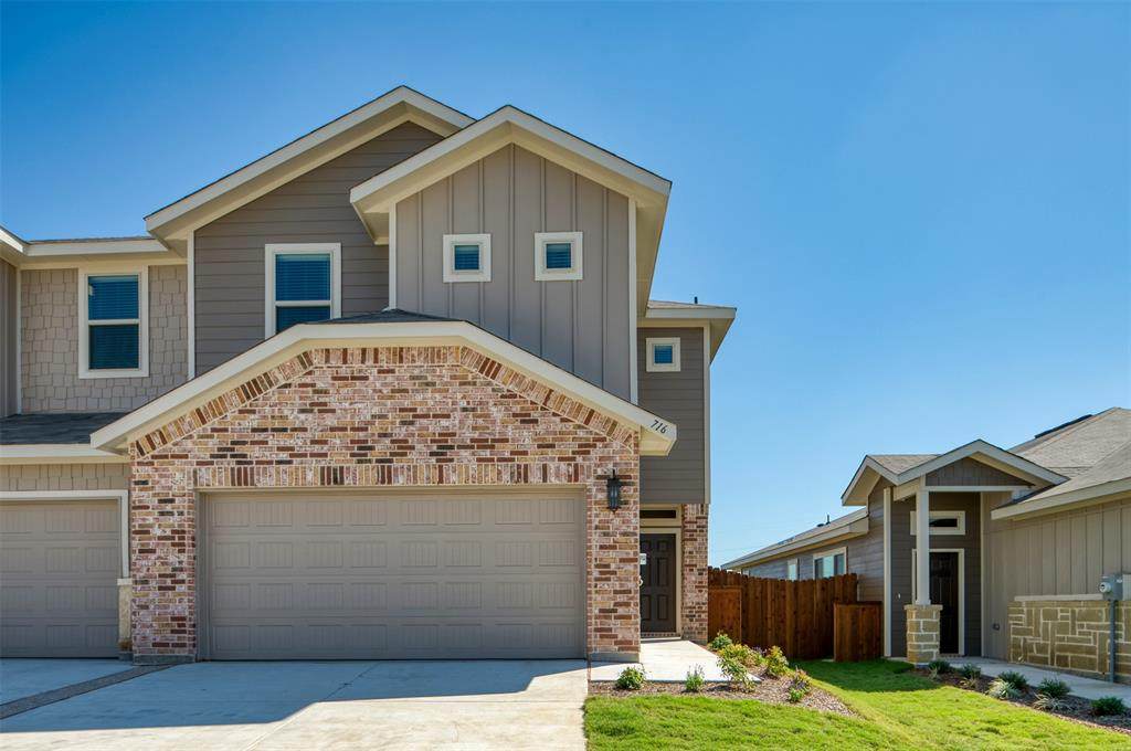 716 Harvest Moon Drive - Photo 1