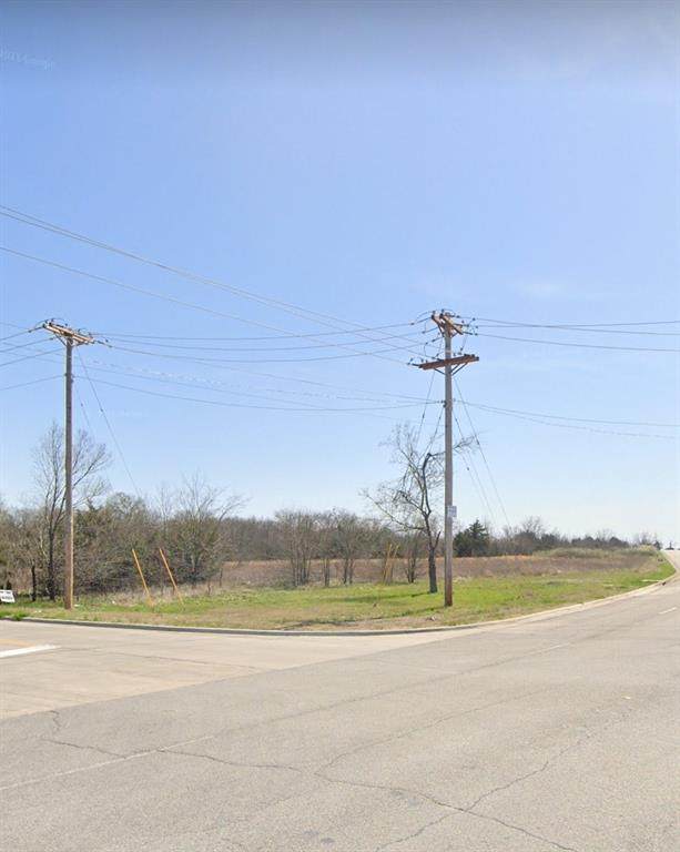 00 Roy Warren Parkway - Photo 1