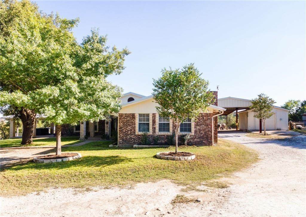 207 County Road 4492 - Photo 1
