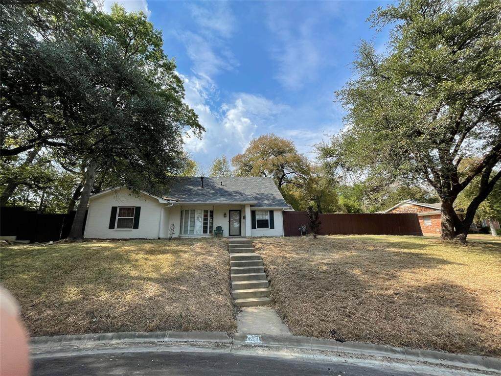 1204 Dundale Circle - Photo 1