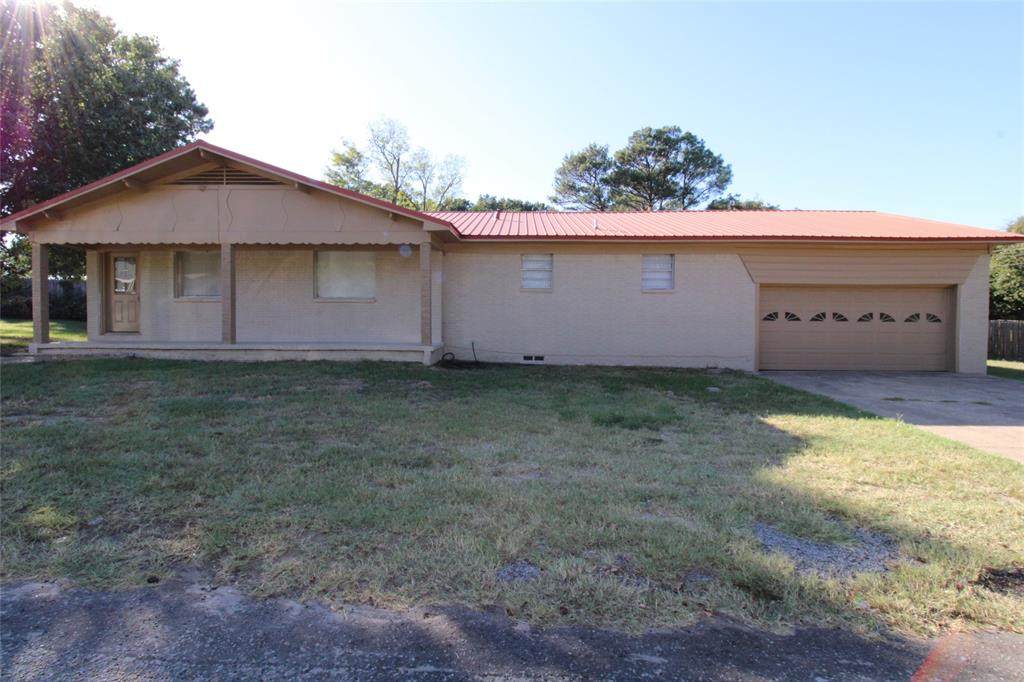 100 Pecan Circle - Photo 1