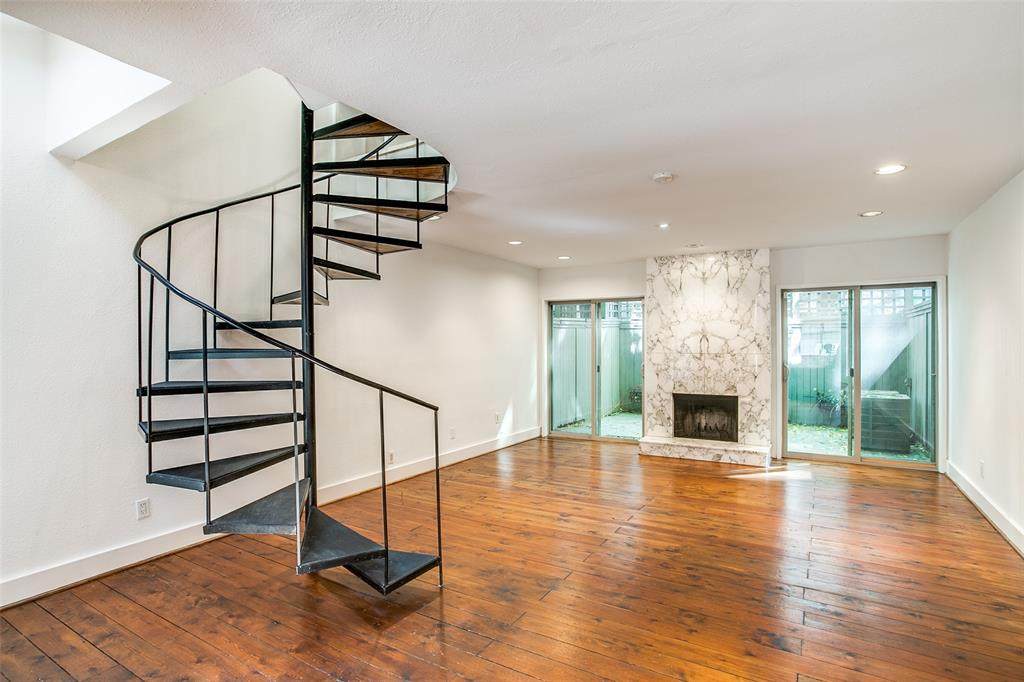 3321 Oak Grove Avenue - Photo 1