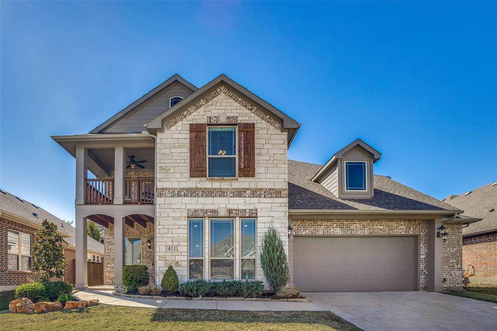 411 Oakcrest Drive - Photo 1