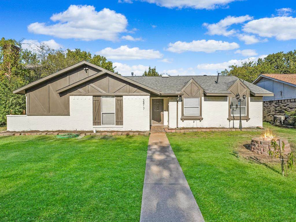 2817 Meadow Park Drive - Photo 1