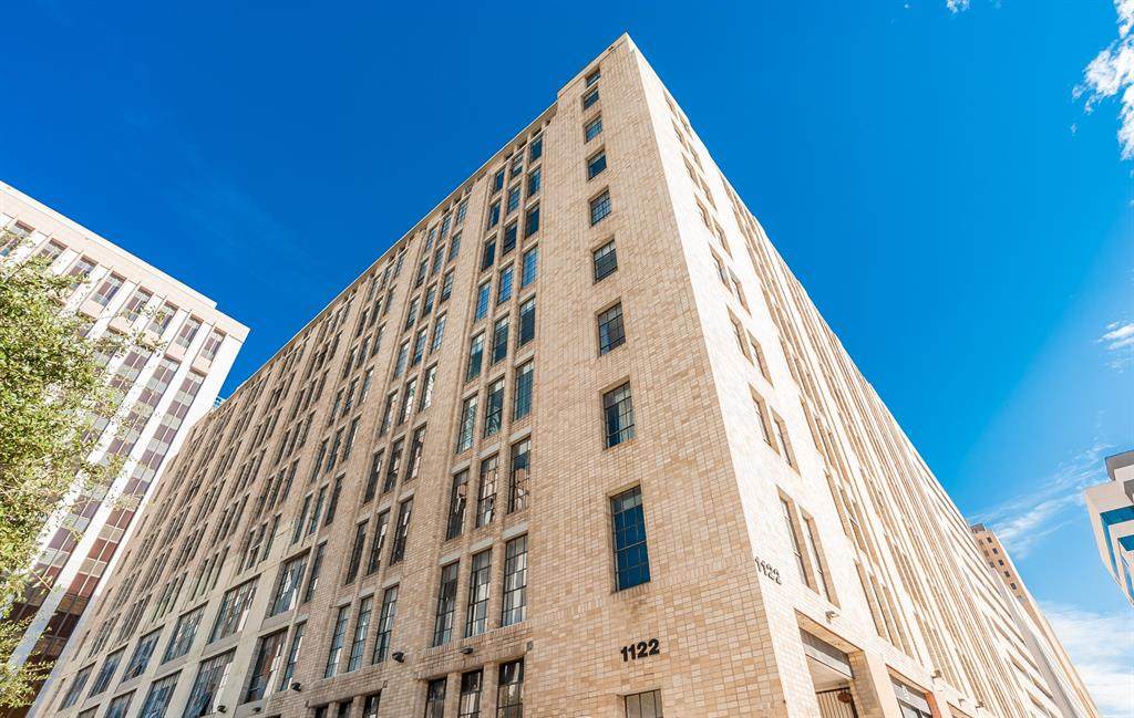1122 Jackson Street - Photo 1