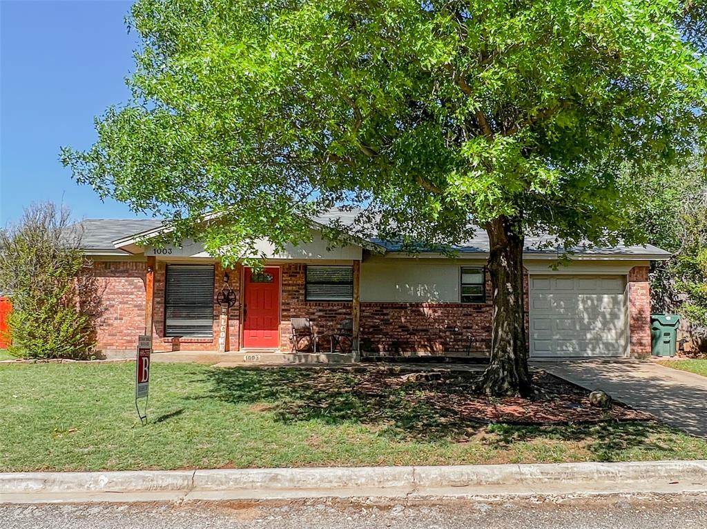 1003 Oak Street - Photo 1