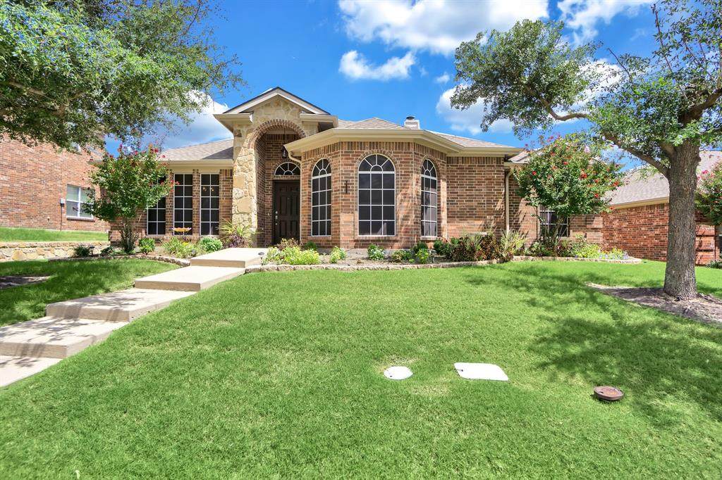 1130 Hidden Lakes Way - Photo 1