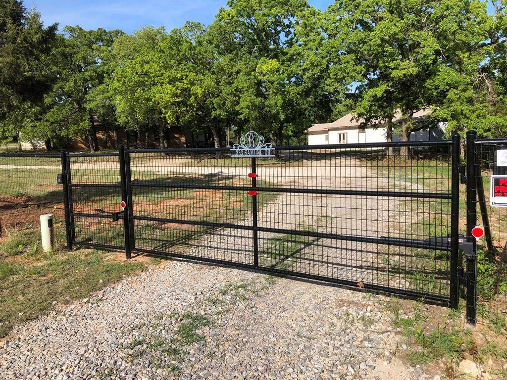233 Samuel Drive - Photo 1