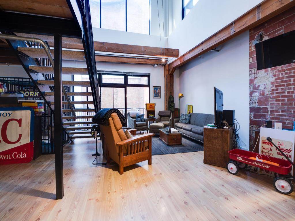 509 Elm Street - Photo 1