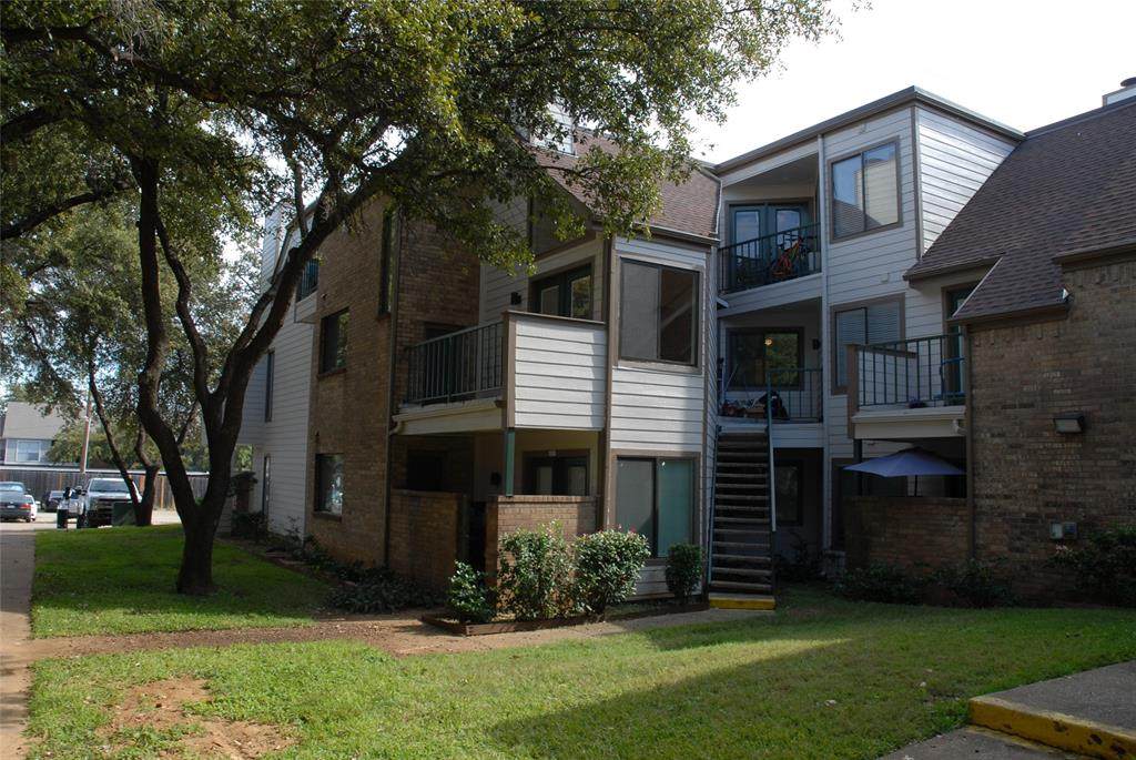 2307 Balsam Drive - Photo 1