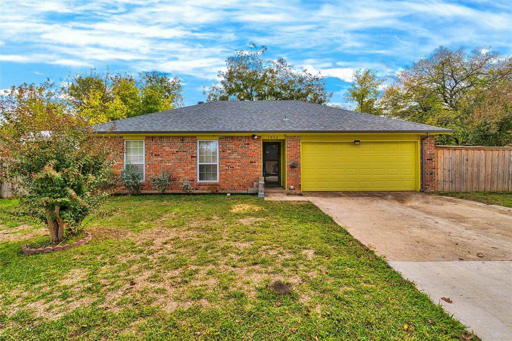 1032 Daniels Drive - Photo 1
