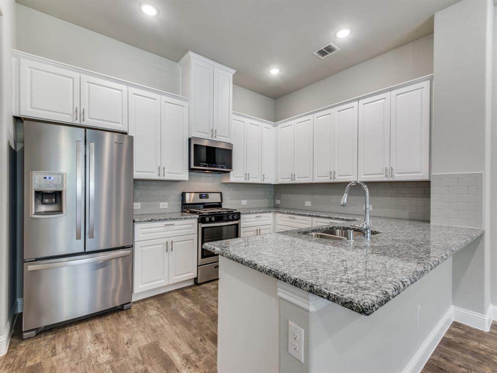 1501 Perrin Lane - Photo 1