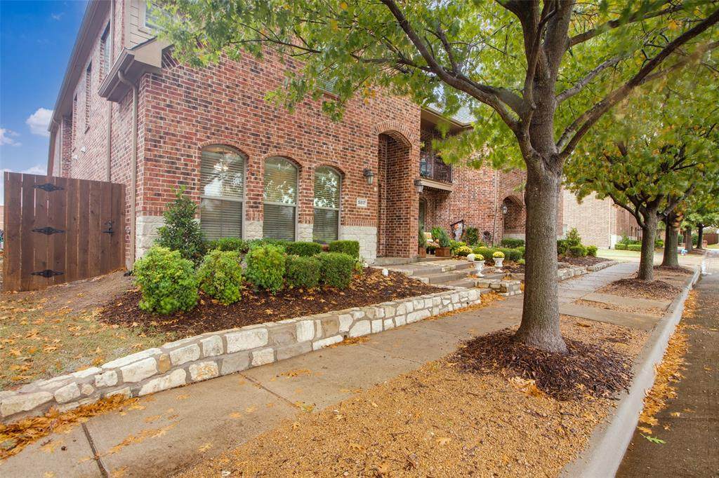 5817 Rancho Lane - Photo 1