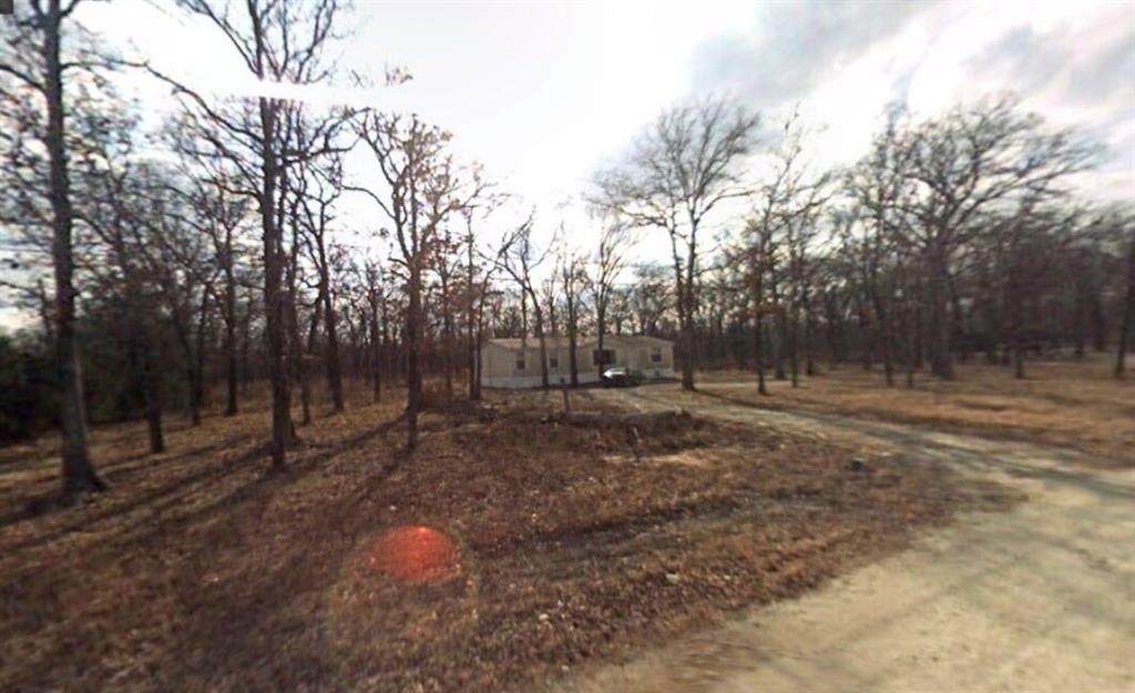 1527 Shady Woods Drive - Photo 1