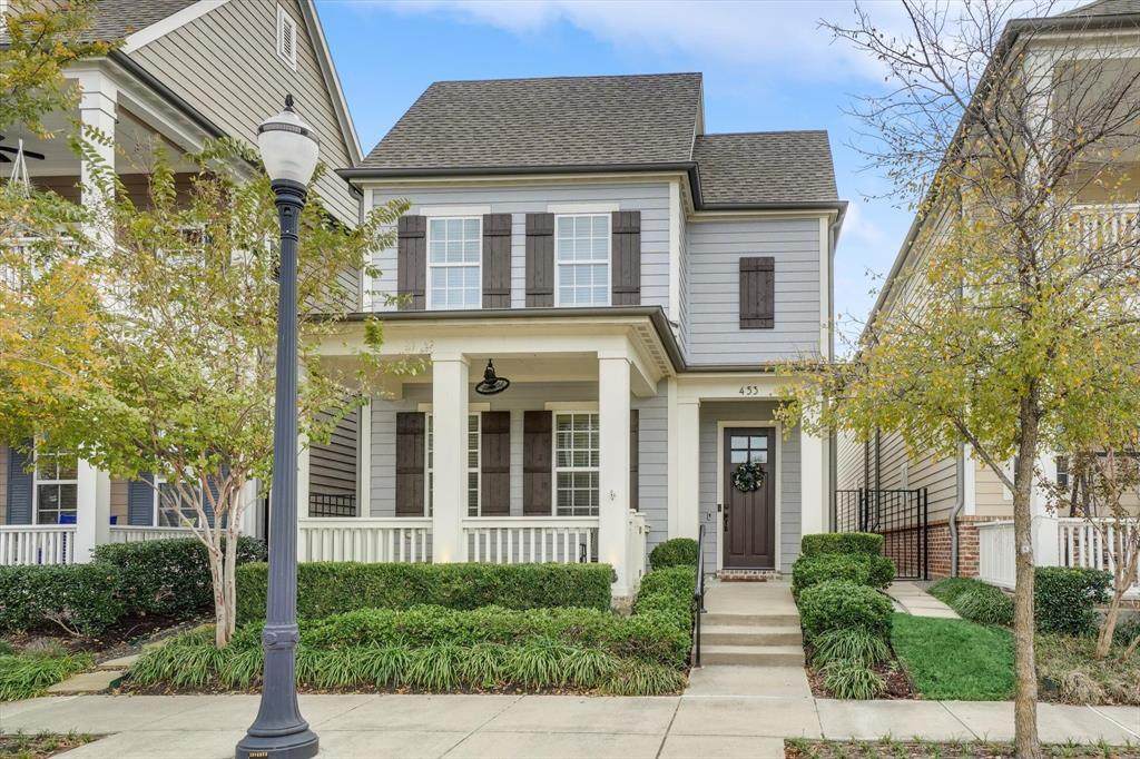 453 Travis Street - Photo 1