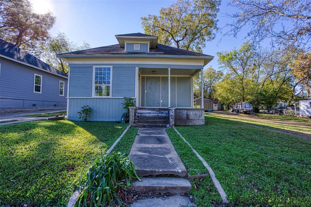 110 Munson Street - Photo 1