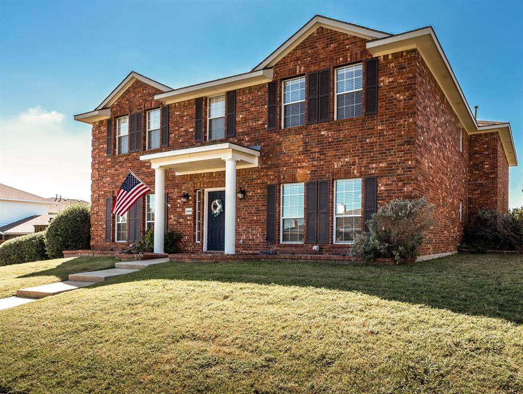 5505 Petunia Drive - Photo 1