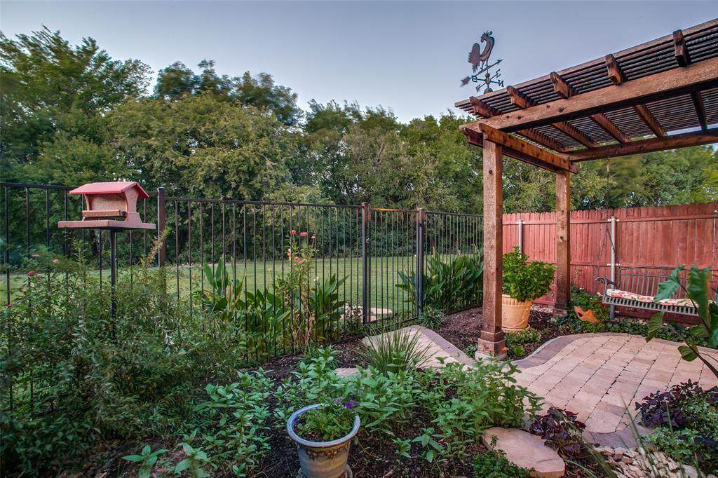 137 Barrington Lane - Photo 1