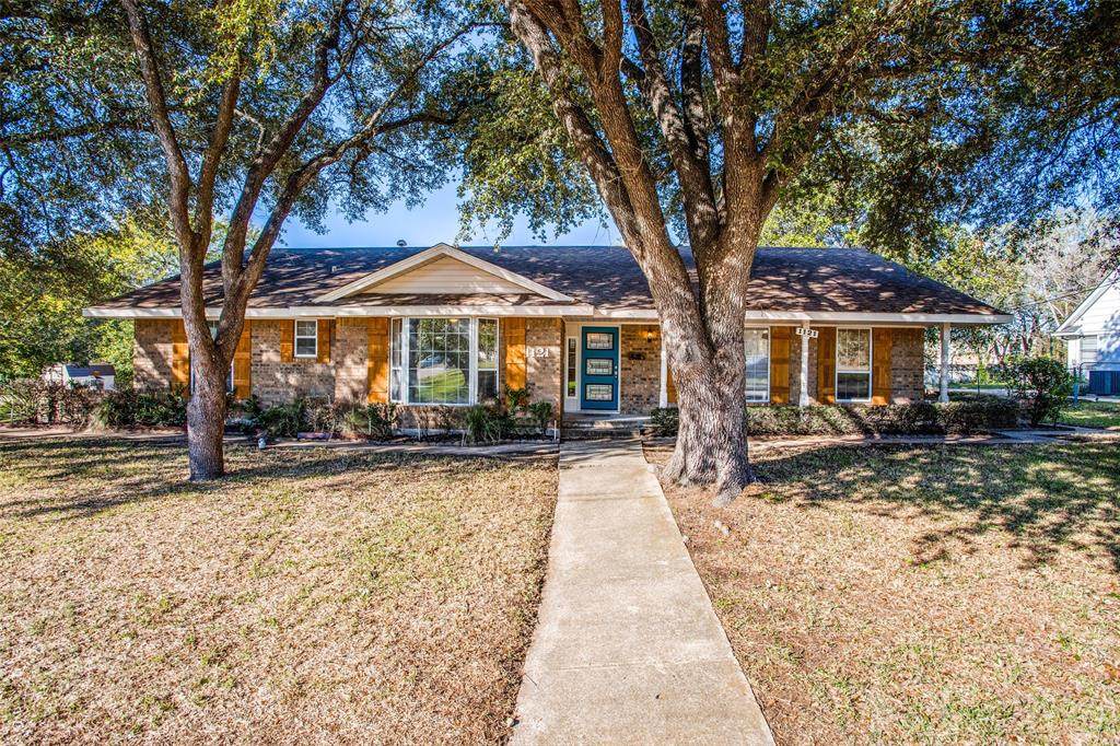 1121 Willow Creek Drive - Photo 1