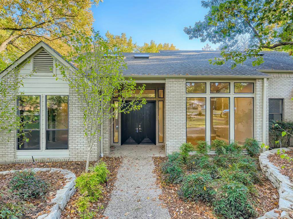 750 River Oaks Drive - Photo 1