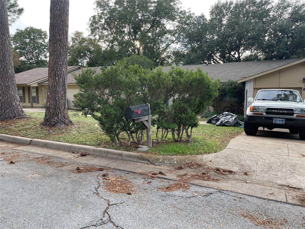 2512 Mintwood Place - Photo 1