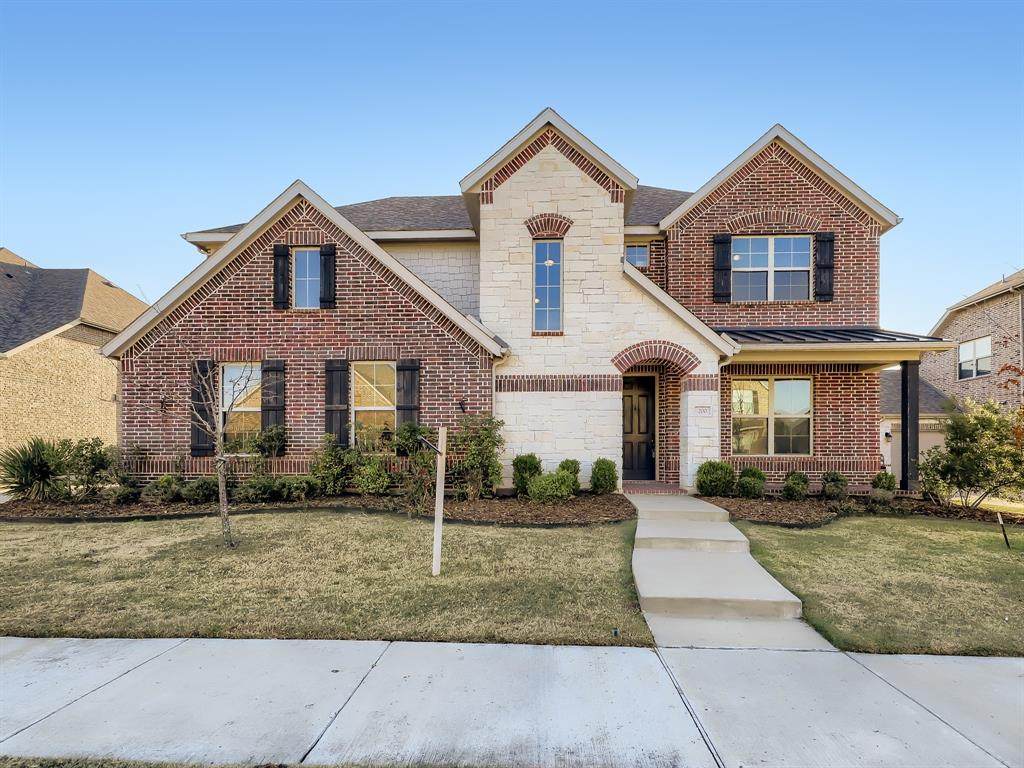 200 Darian Drive - Photo 1