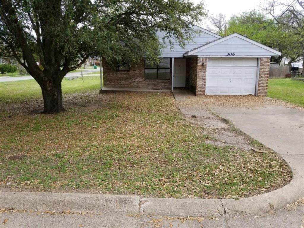 306 Wilson Street - Photo 1