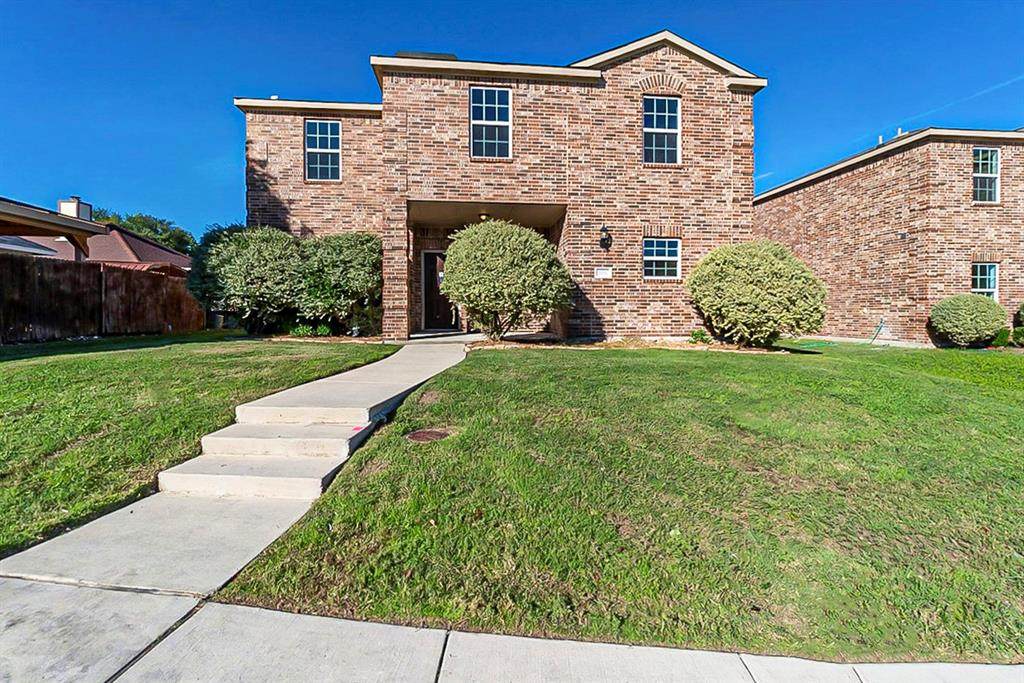 1103 Leigh Lane - Photo 1