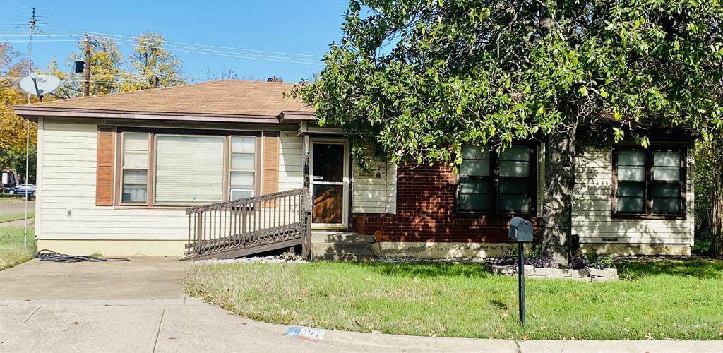 501 Ellen Avenue - Photo 1