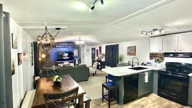 700 Oaklanding Circle - Photo 1