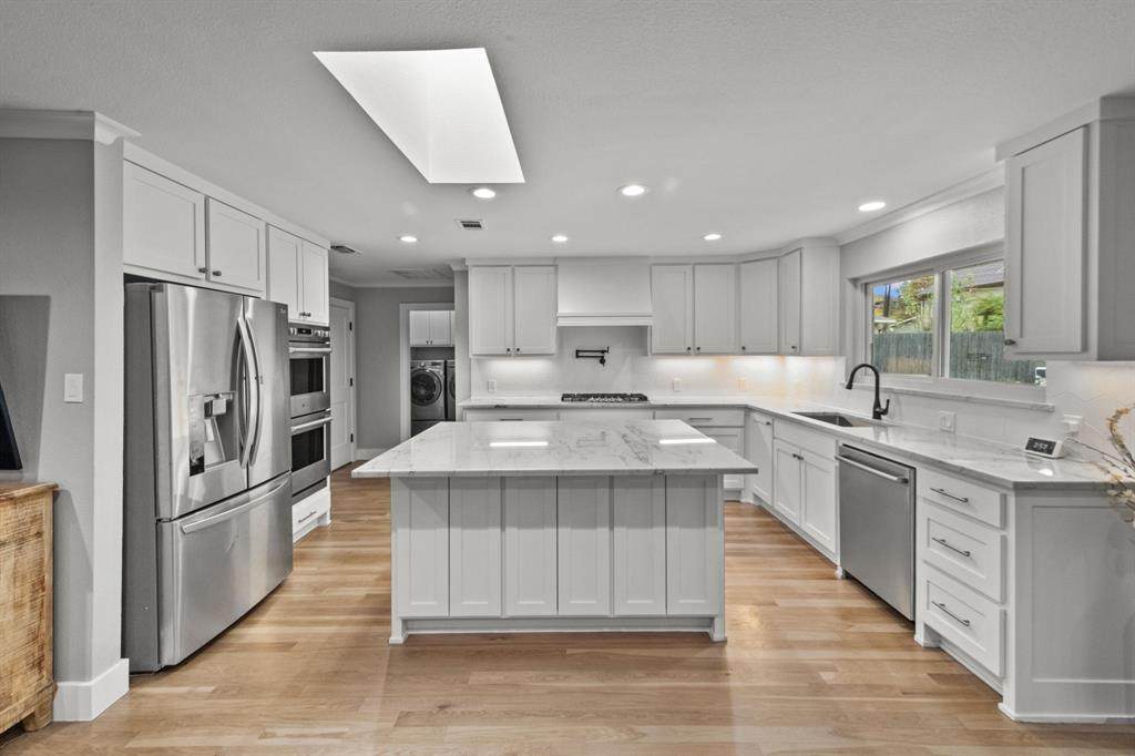424 Arcadia Street - Photo 1