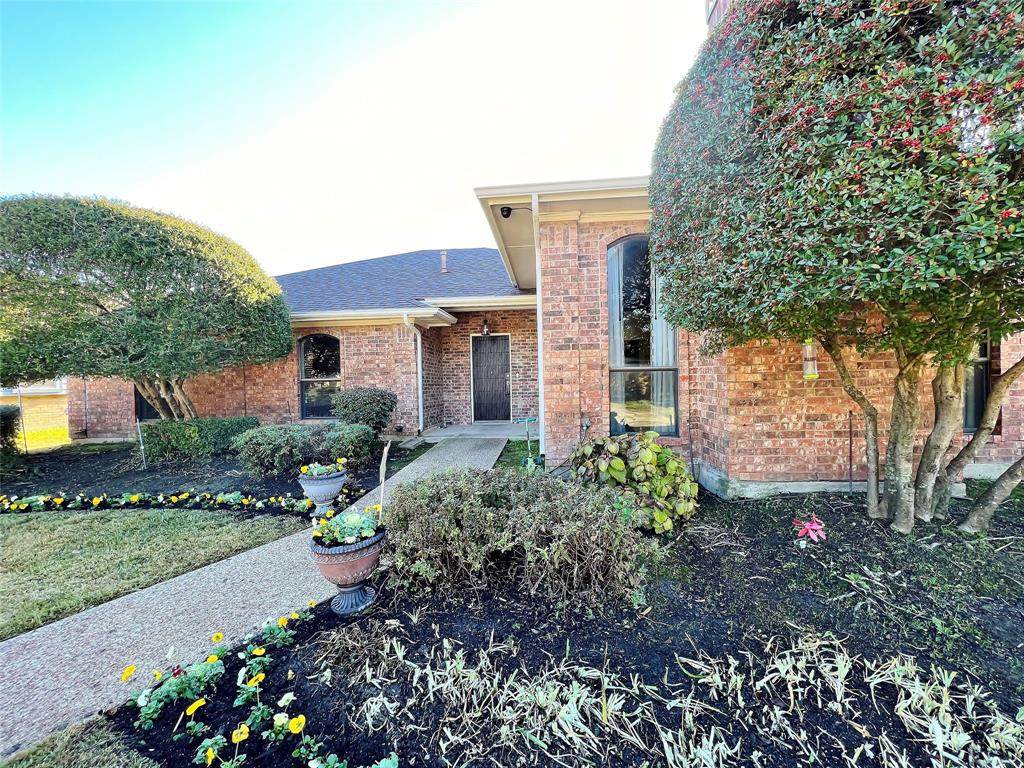 1600 Railhead Place - Photo 1