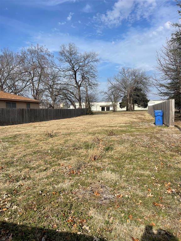 207 Wilson Avenue - Photo 1