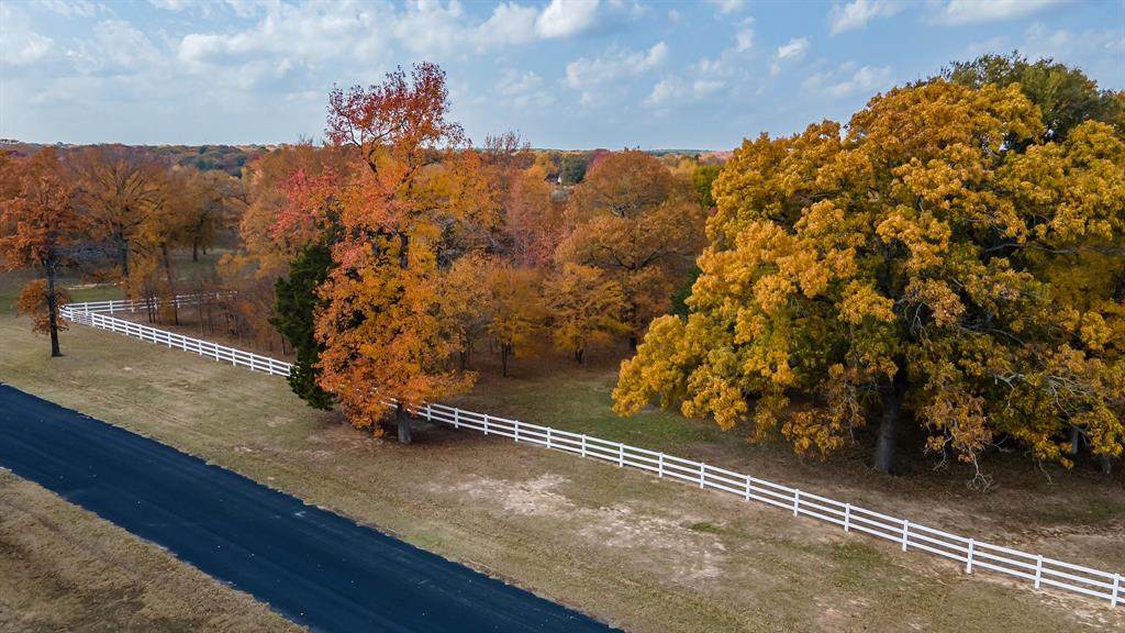 23240 Bridle View Drive - Photo 1