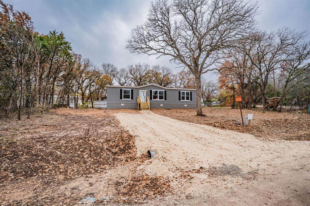 2400 White Oak Trail - Photo 1